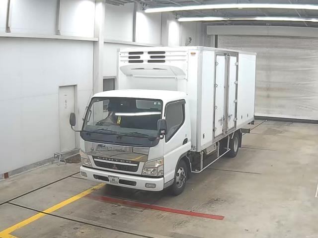 MITSUBISHI CANTER 2005