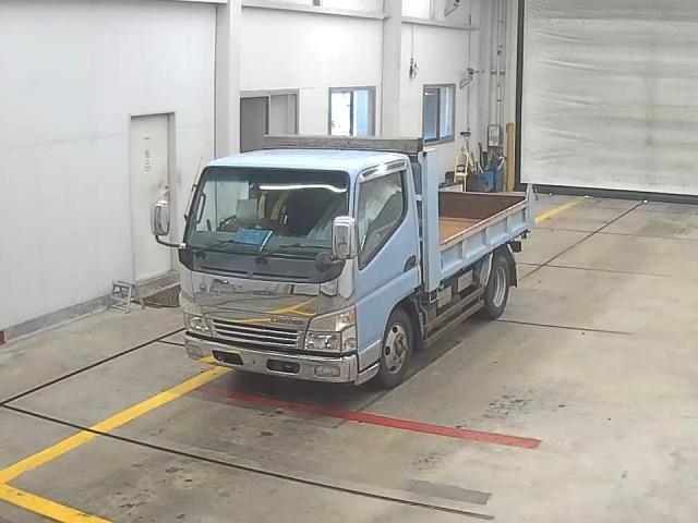 MITSUBISHI CANTER 2005