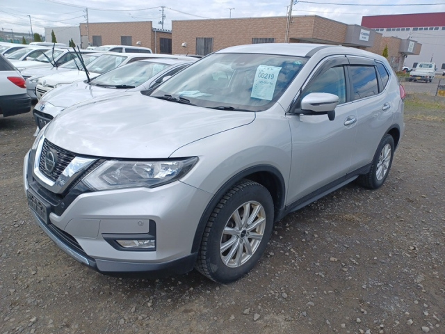 NISSAN X-TRAIL