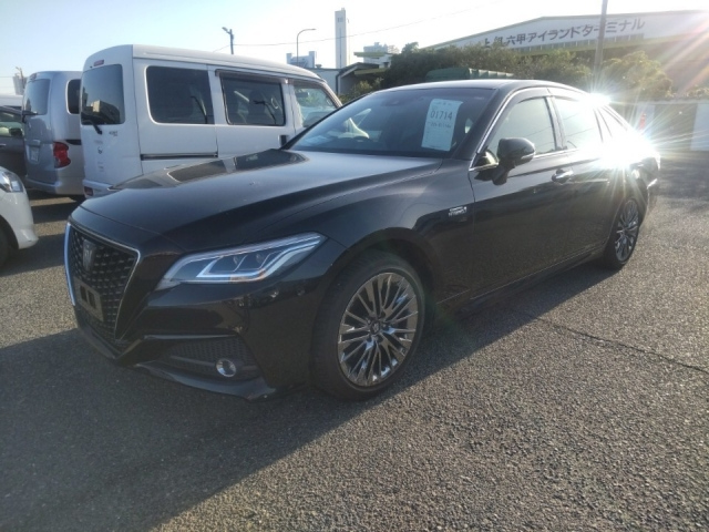 TOYOTA CROWN 2020