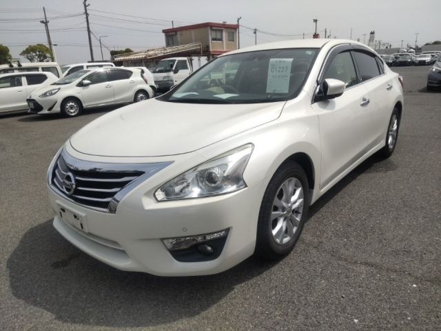 NISSAN TEANA 2016