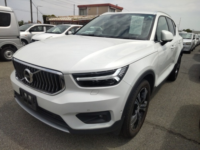 VOLVO XC40 2020