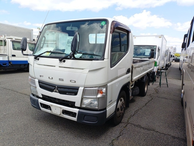 MITSUBISHI CANTER 2014