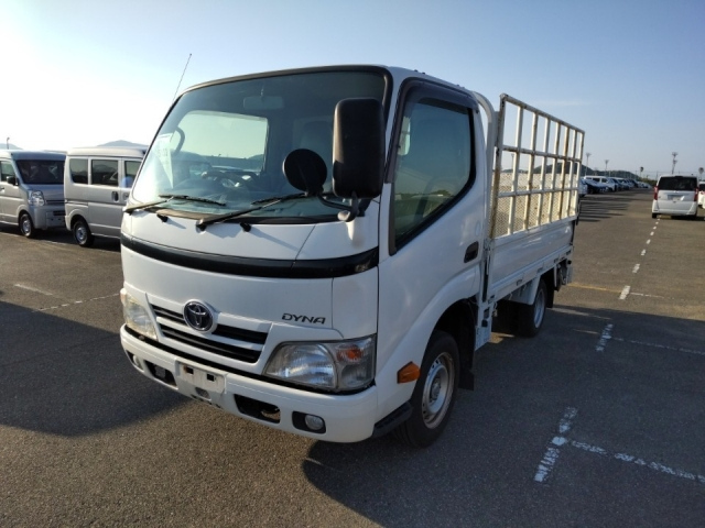 TOYOTA DYNA 2014