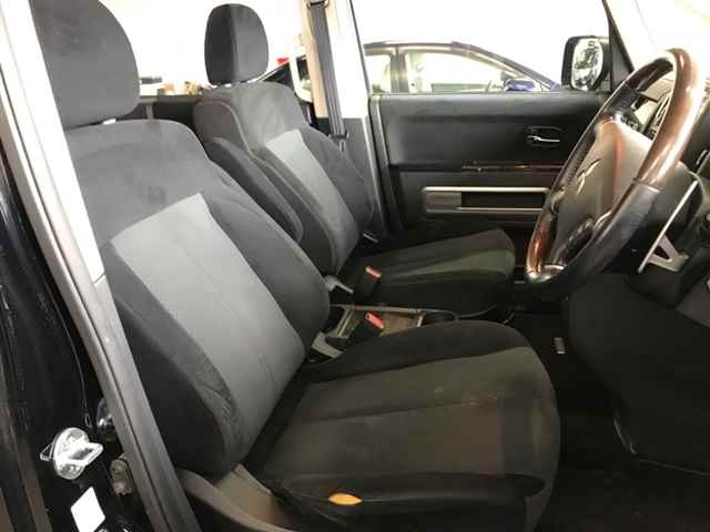 MITSUBISHI DELICA D5 2009