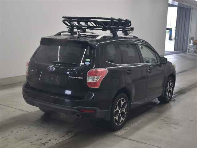 SUBARU FORESTER 2013