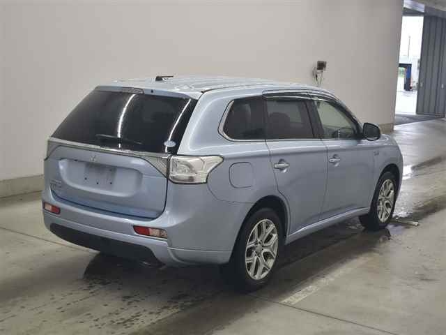 MITSUBISHI OUTLANDER PHEV 2014