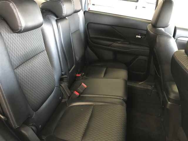 MITSUBISHI OUTLANDER PHEV 2014