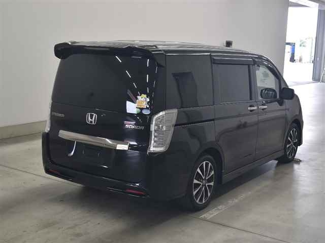 HONDA STEP WAGON 2012