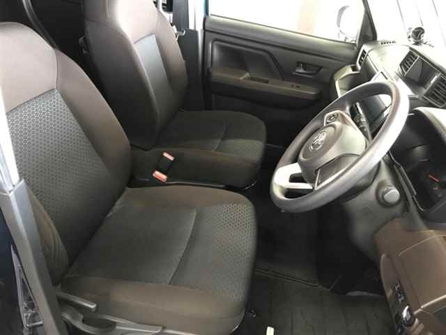 TOYOTA ROOMY 2020