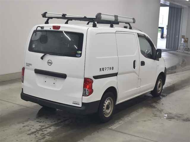 NISSAN NV200 2012