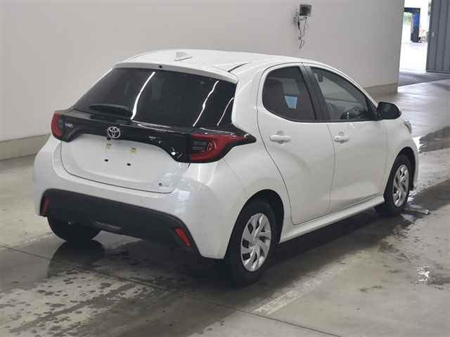 TOYOTA YARIS 2024
