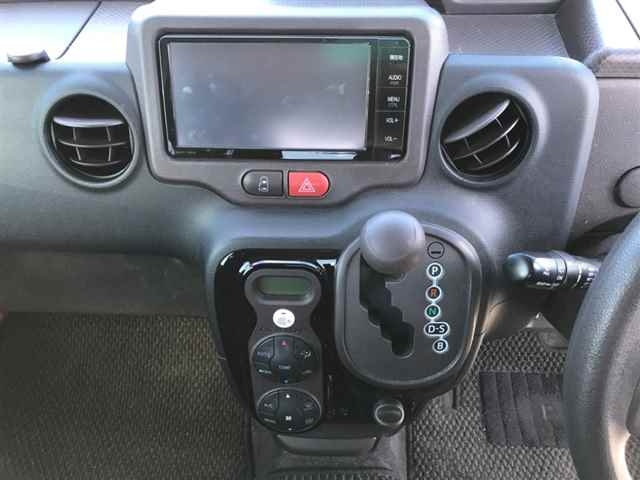 TOYOTA SPADE 2015
