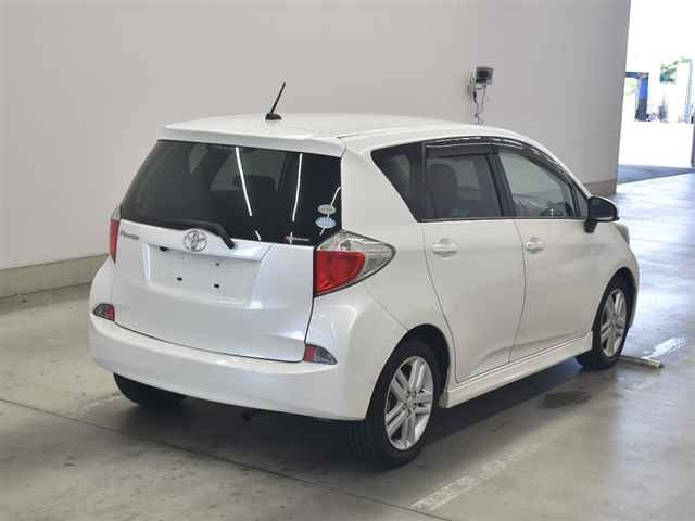TOYOTA RACTIS 2010
