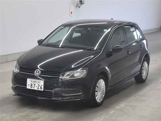 VOLKSWAGEN POLO 2015