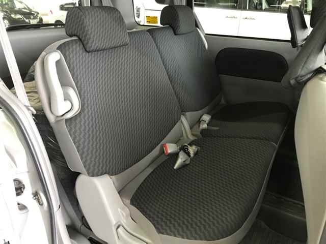 TOYOTA SIENTA 2010