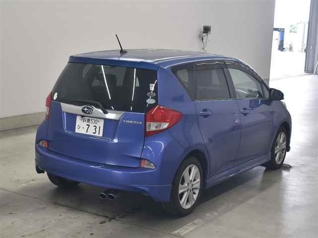 SUBARU TREZIA 2011
