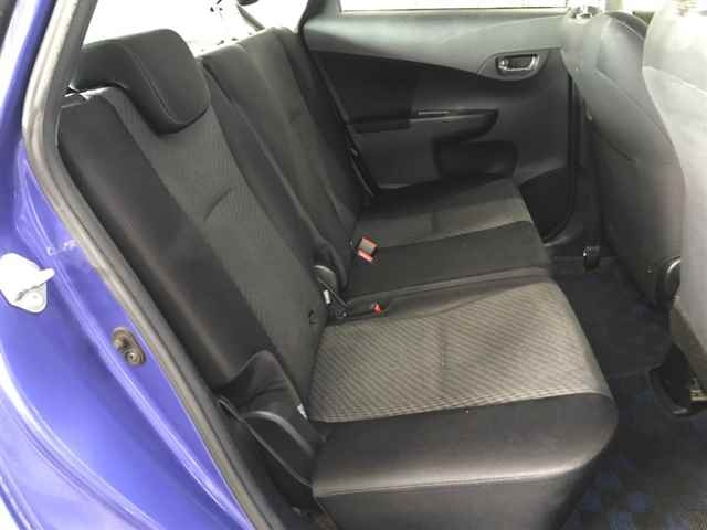 SUBARU TREZIA 2011