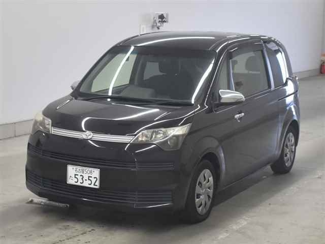 TOYOTA SPADE 2015