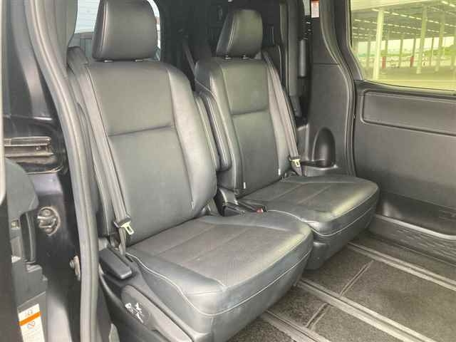 TOYOTA ESQUIRE 2017