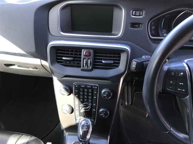 VOLVO V40 2013