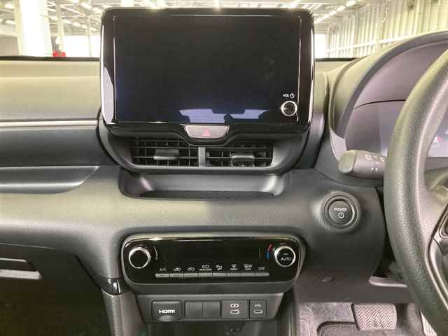 TOYOTA YARIS 2024