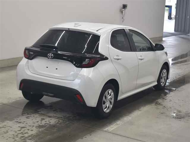 TOYOTA YARIS 2024