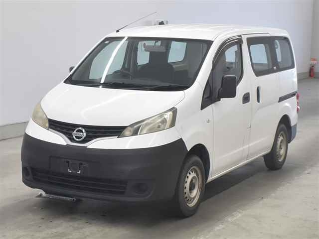 NISSAN NV200 2014