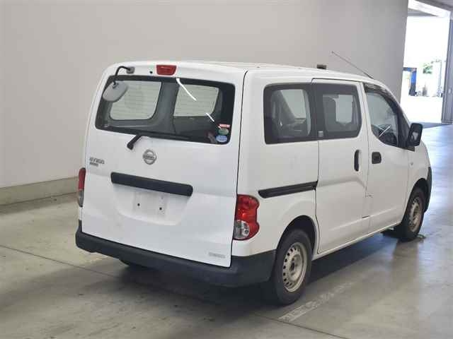 NISSAN NV200 2014