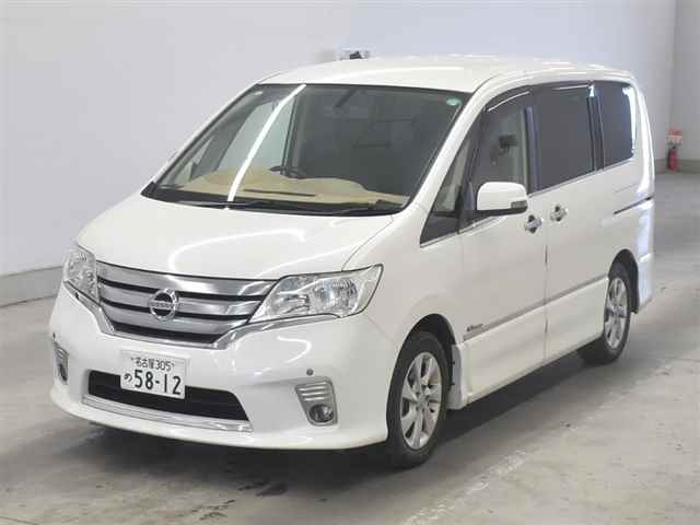 NISSAN SERENA 2013