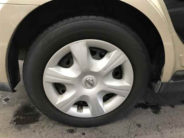 NISSAN TIIDA 2010