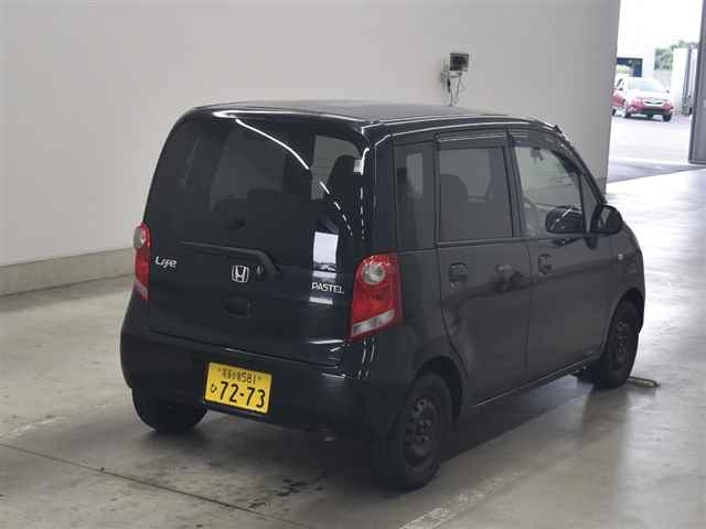 HONDA LIFE 2010