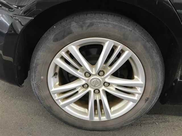 NISSAN SKYLINE 2010