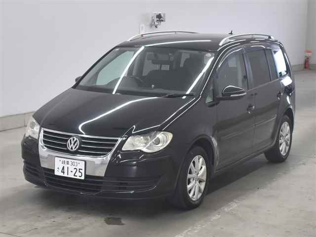 VOLKSWAGEN GOLF TOURAN 2010