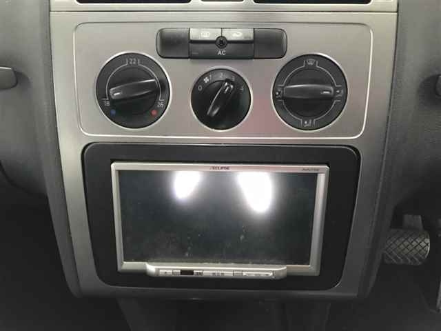 VOLKSWAGEN GOLF TOURAN 2010