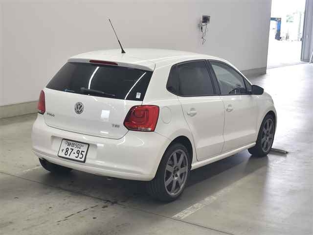 VOLKSWAGEN POLO 2010