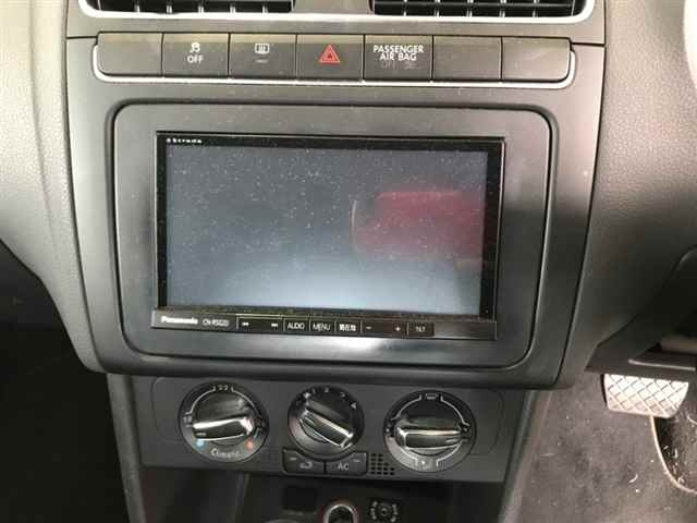 VOLKSWAGEN POLO 2010