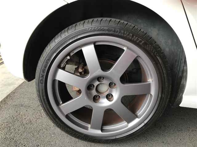 VOLKSWAGEN POLO 2010