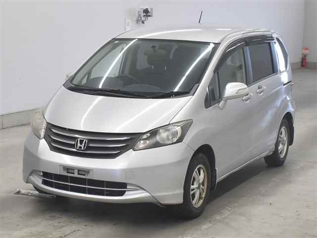 HONDA FREED 2010