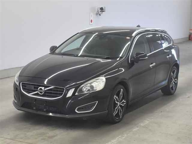 VOLVO V60 2012