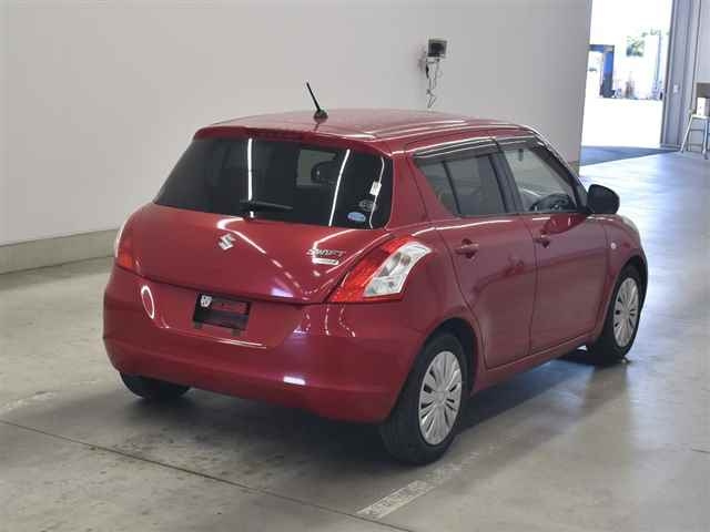 SUZUKI SWIFT 2013