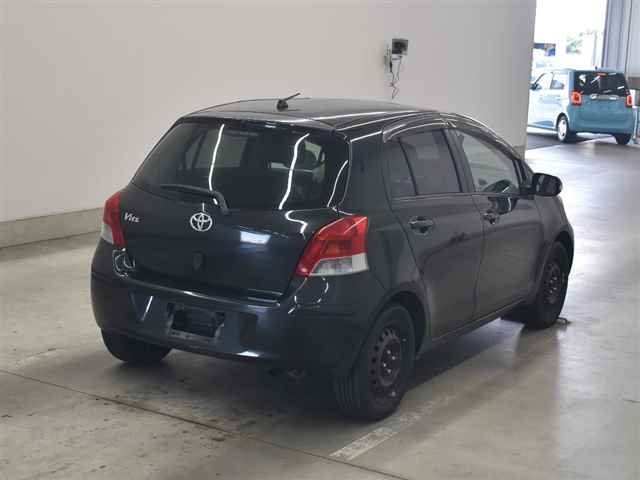 TOYOTA VITZ 2009