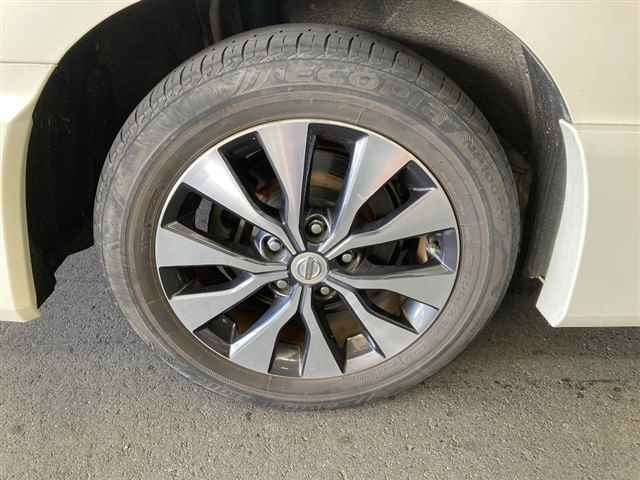 NISSAN SERENA 2017