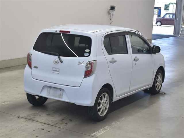 DAIHATSU MIRA E S 2011
