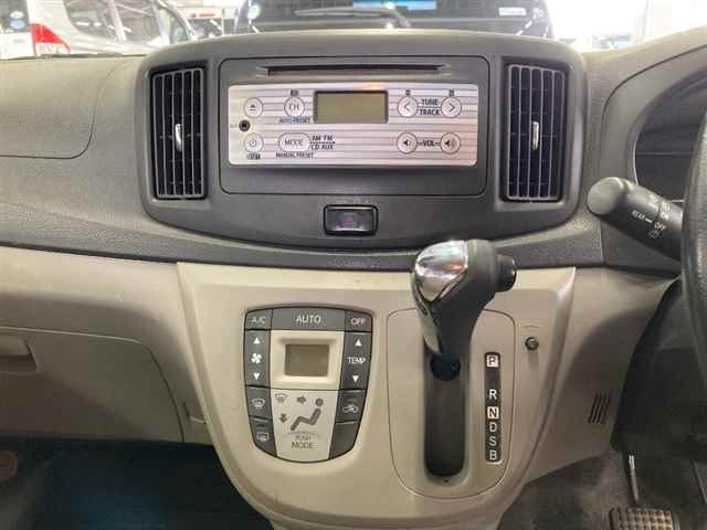 DAIHATSU MIRA E S 2011