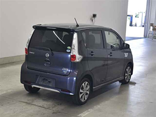 NISSAN DAYZ 2015