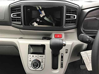 DAIHATSU MIRA E S 2024