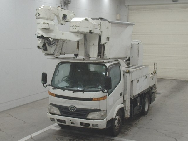 TOYOTA DYNA 2009