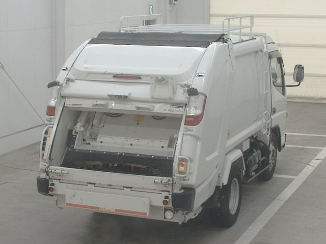 MITSUBISHI CANTER 2019