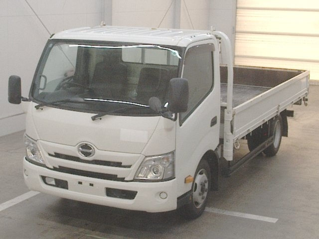 HINO DUTRO 2020